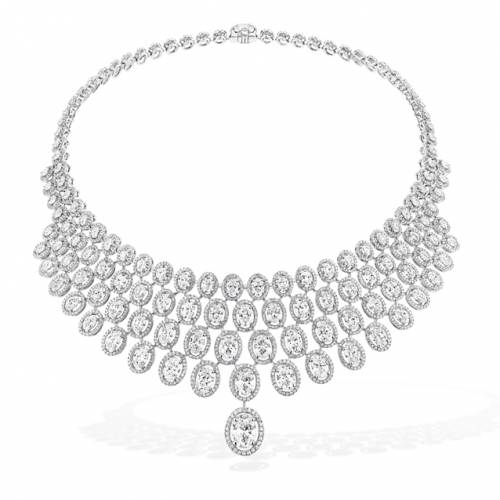 Messika introduced Swinging Paris necklace