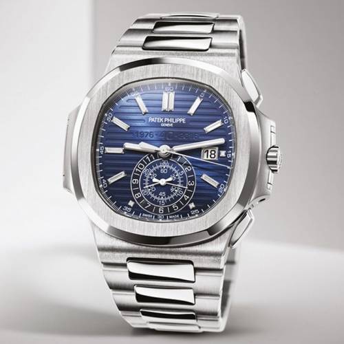Patek Philippe introduces the 5976/1G chronograph in White Gold