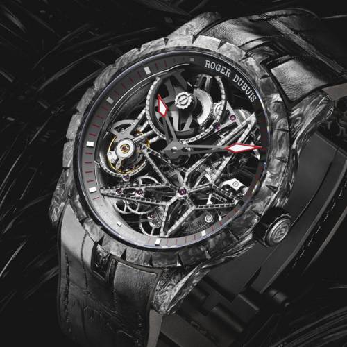 Roger Dubuis introduces Excalibur Automatic Skeleton in Carbon