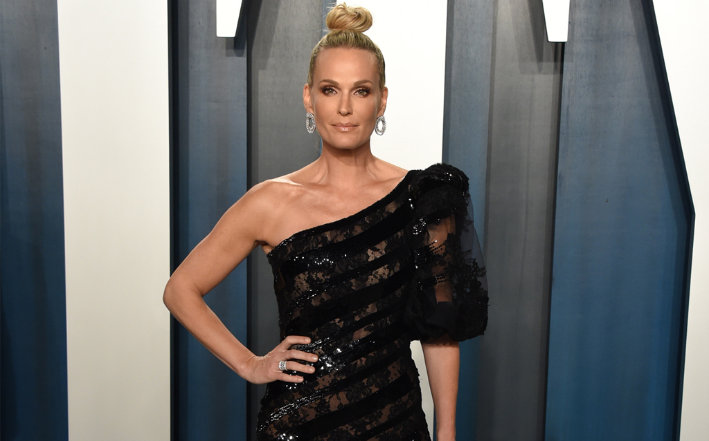 Molly Sims selected earrings from the Haute Joaillerie collection.