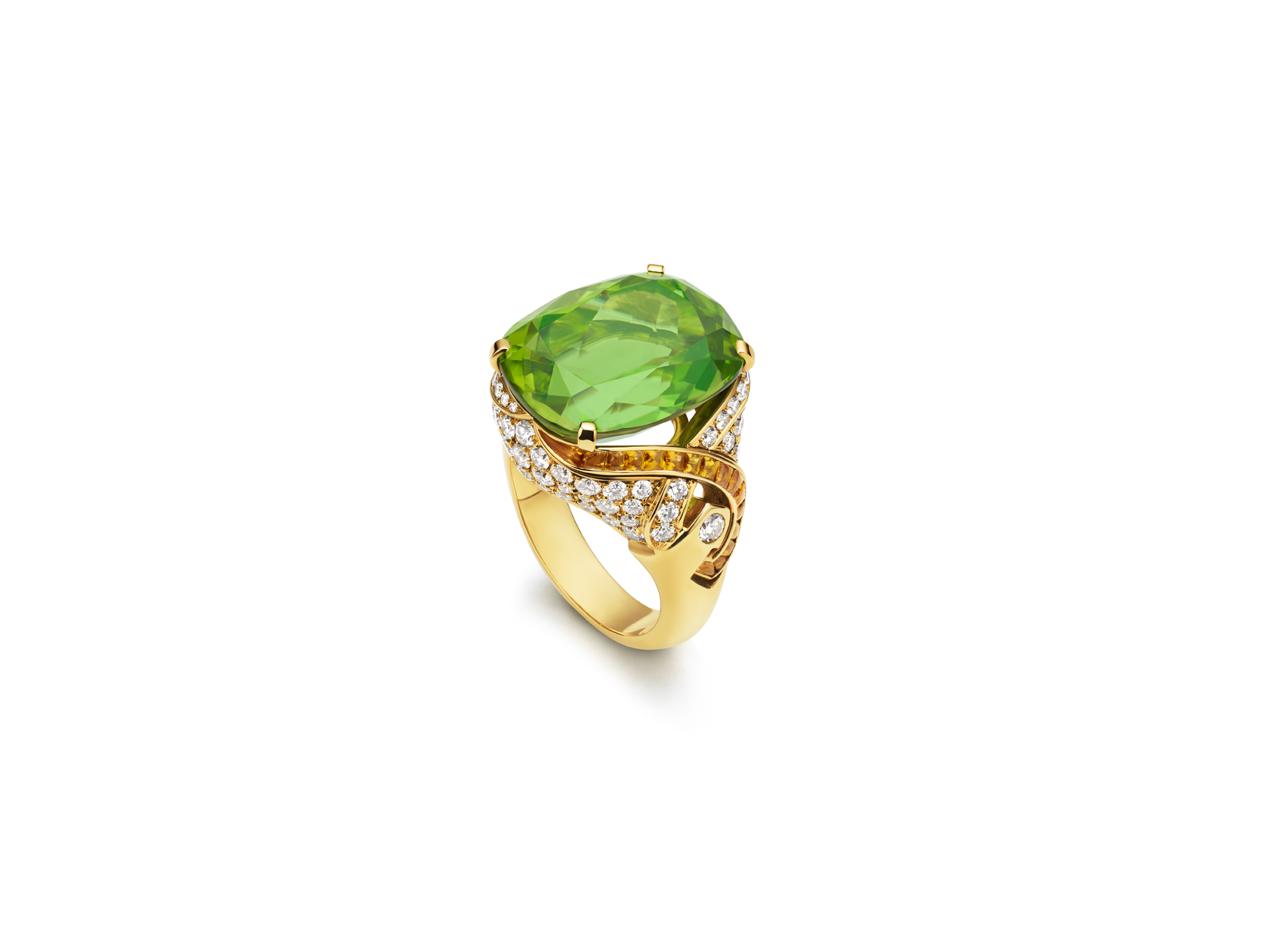 COLOR TREASURES RING IN YELLOW GOLD WITH A PERIDOT BY BVLGARI