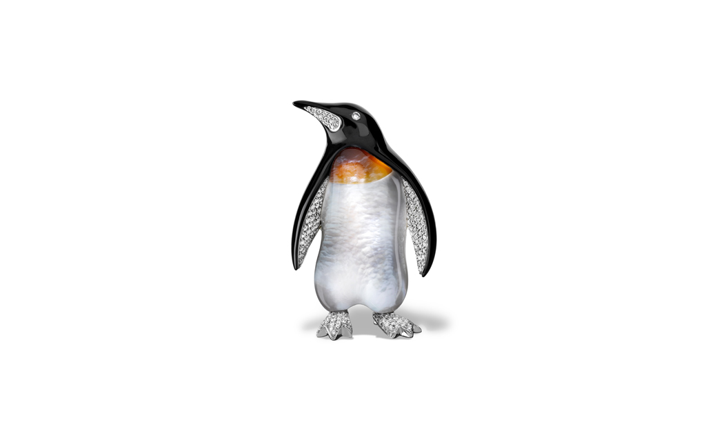 PINGUINO brooch in white gold, diamonds, cornelian, onyx, rock crystal