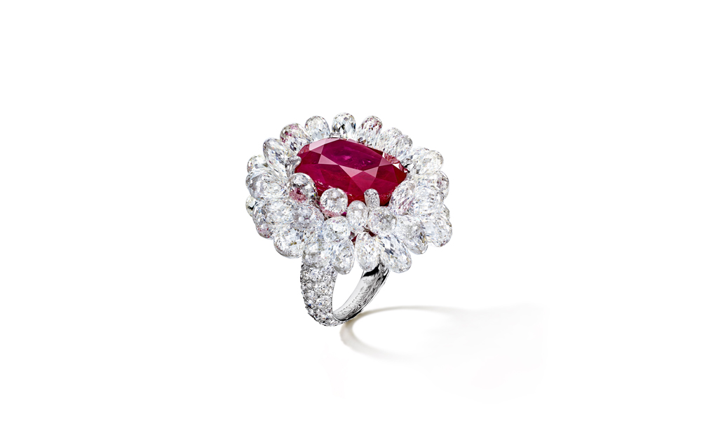 SIGNATURE: ETHEREAL : In 18K white gold set with one Burmese cushion-cut ruby (18.13 ct), 46 briolette-cut white diamonds (approx. 45.11 ct) and 319 white diamonds (approx. 3.47 ct) 