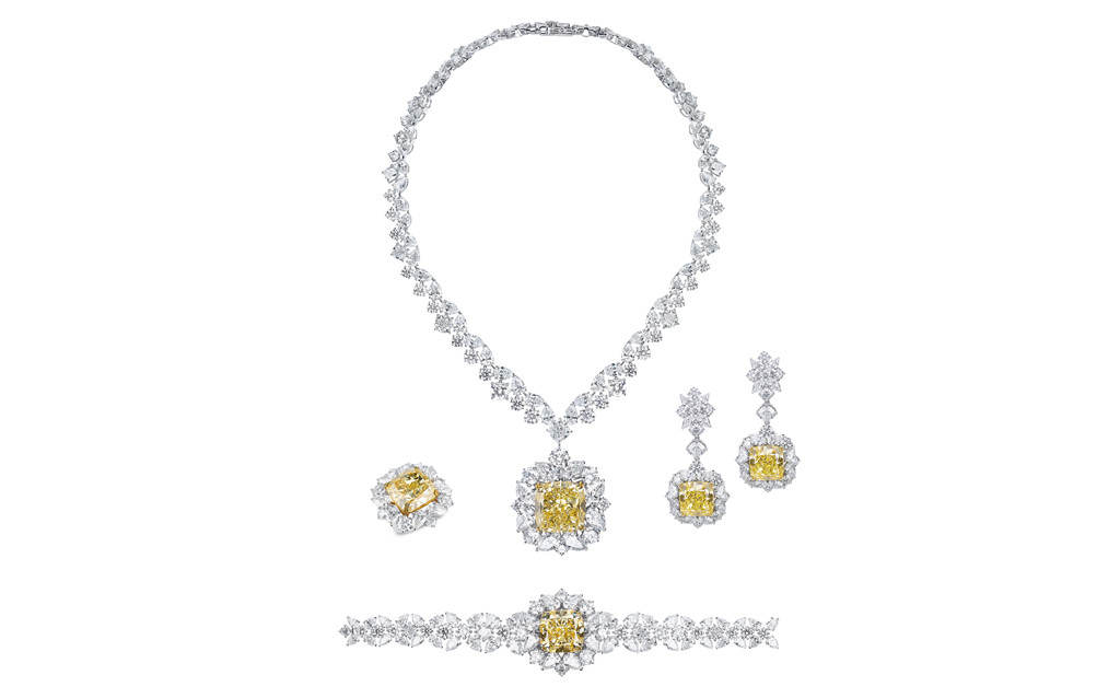 Cinderella Yellow and White Diamond Suite