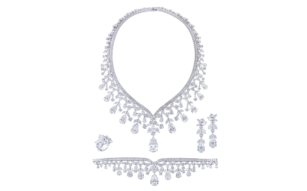 Majestic Diamond Suite Set