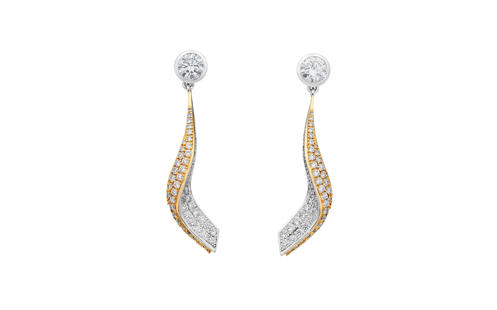 أقراط Bentley Bespoke Wings