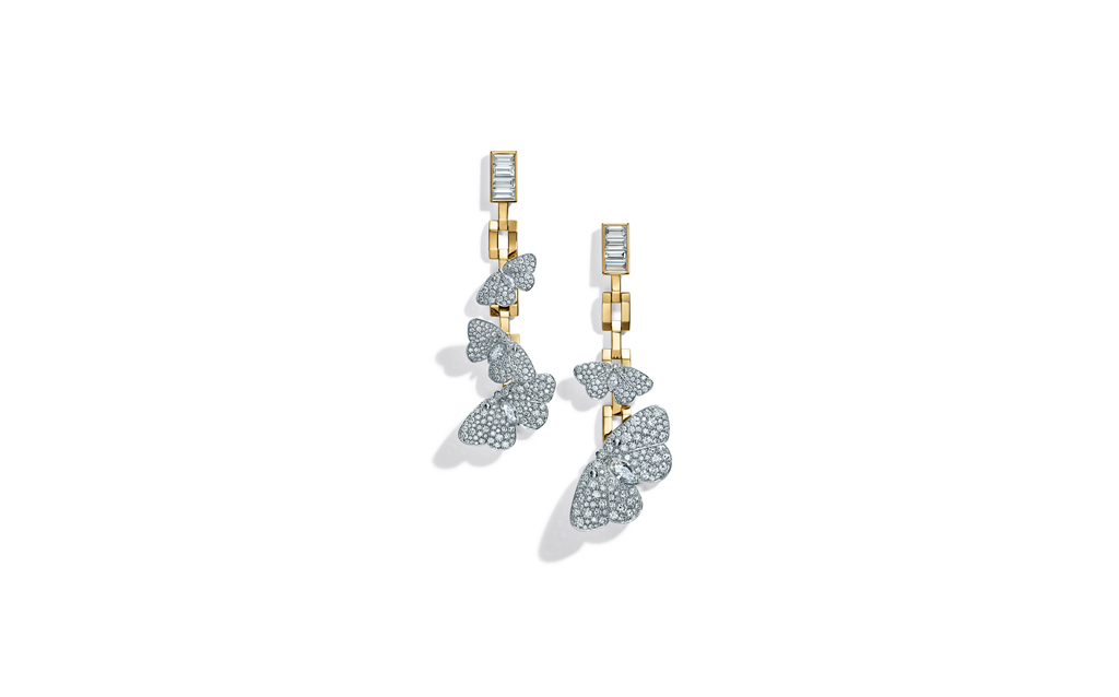 Tiffany & Co. Earrings in 18k yellow gold and platinum with mixed-cut diamonds, eight total carats