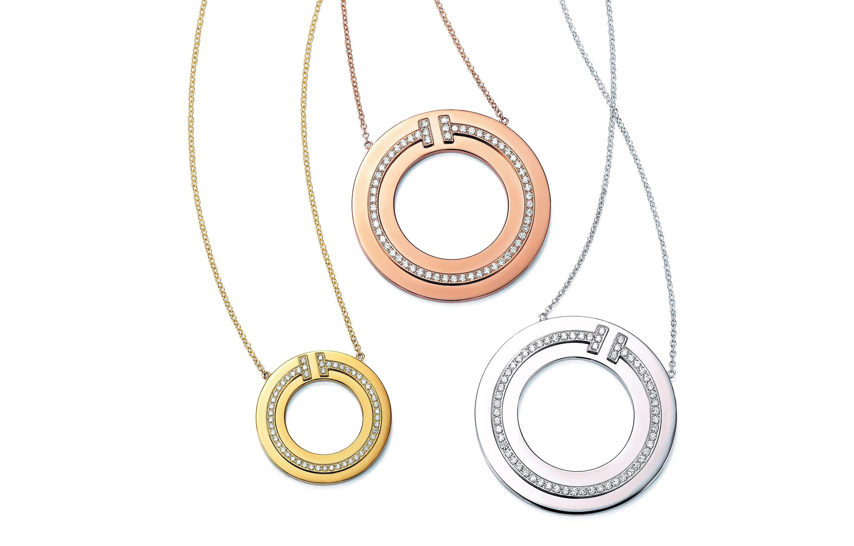 قلادات T Two  من Tiffany & Co.