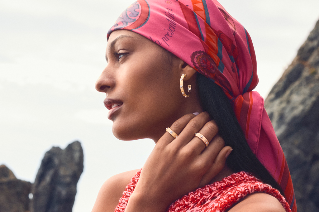 Introducing Precious Circle - The New Hoop Earrings by Buccellati