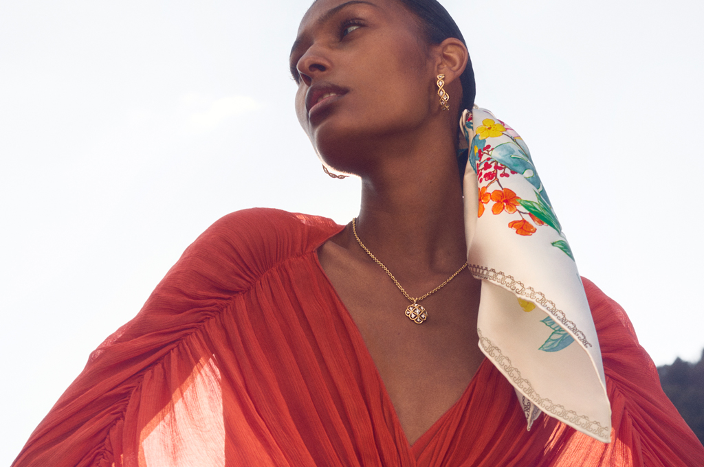 Introducing Precious Circle - The New Hoop Earrings by Buccellati