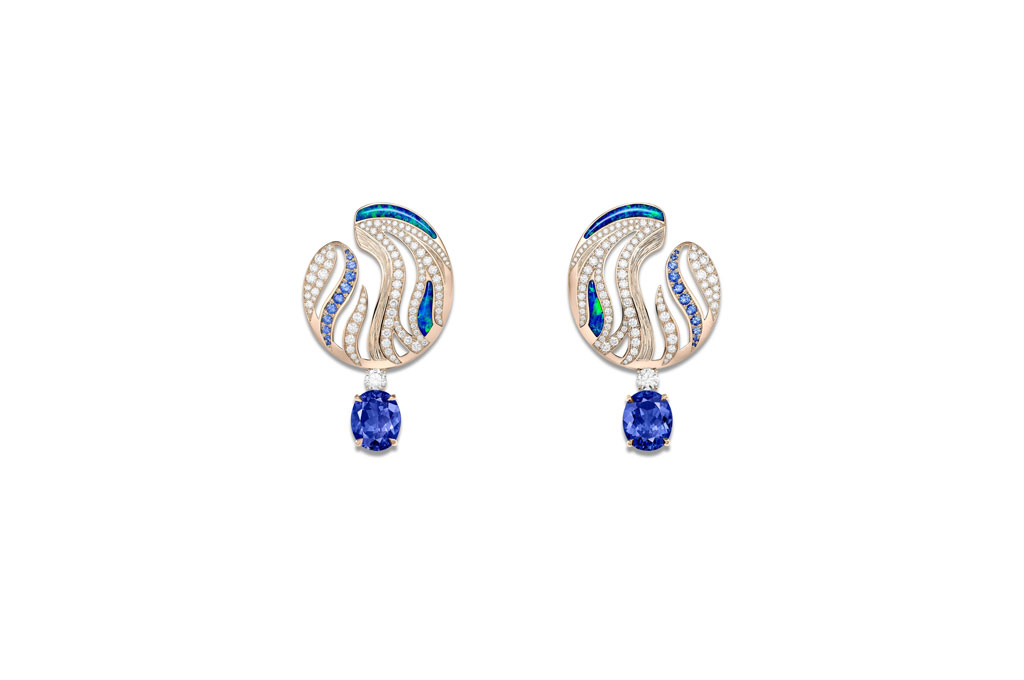 Shapes of Extraleganza by Piaget