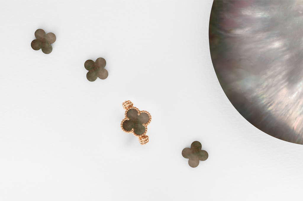 أيقونة الحظ في حلّة جديدة من فان كليف أند آربلز