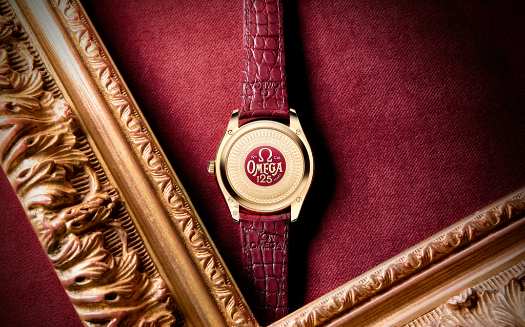 The De Ville Trésor 125th Anniversary Edition caseback includes an anniversary medallion, as well as a decorative engraving known as “damaskeening”