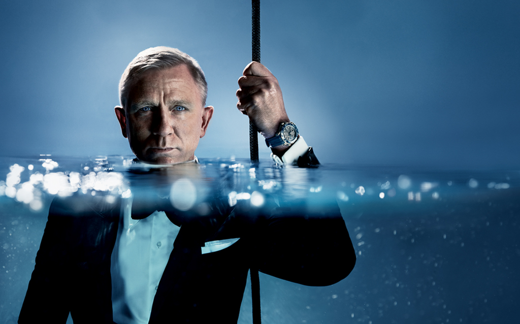 Daniel Craig the OMEGA Seamaster Diver James bond