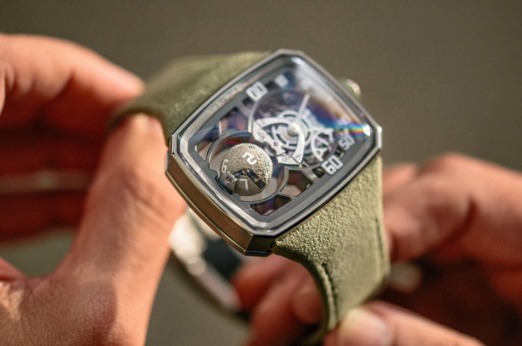 The Sphere Series 4 by HAUTLENCE