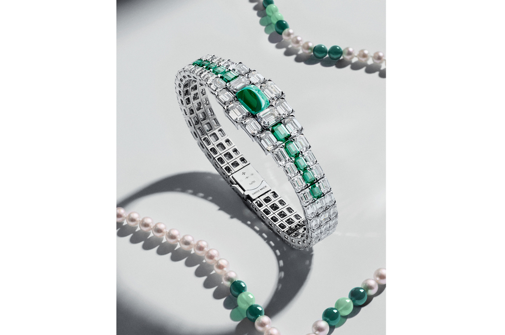 Vacheron Constantin Unveils the Grand Lady Kalla: A Transformable Masterpiece of High Jewellery and Elegance